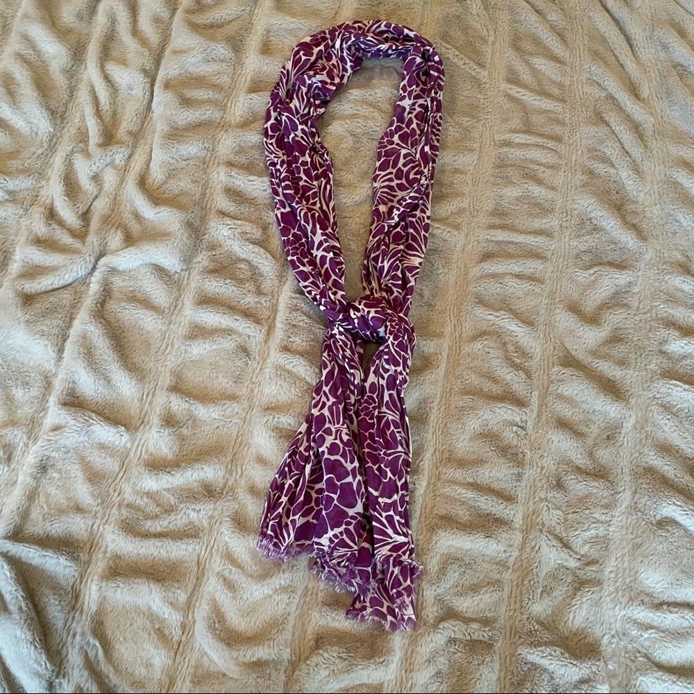 Purple and white scarf